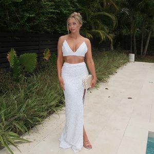 Nookie Whitney Maxi Skirt and crop top SET in White